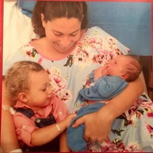 Meet your Posher, Larissa